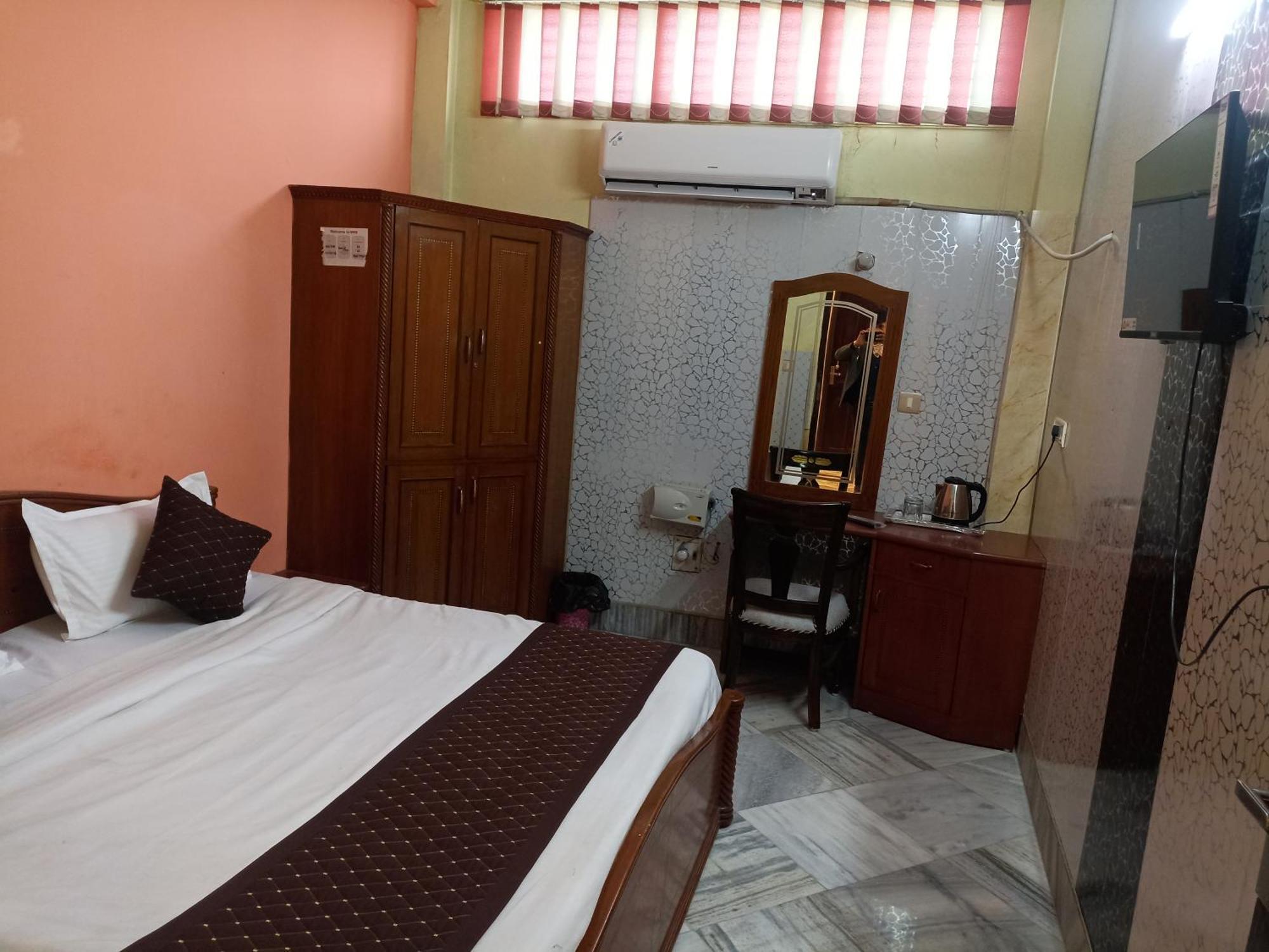 Hotel Riz Varanasi Ngoại thất bức ảnh