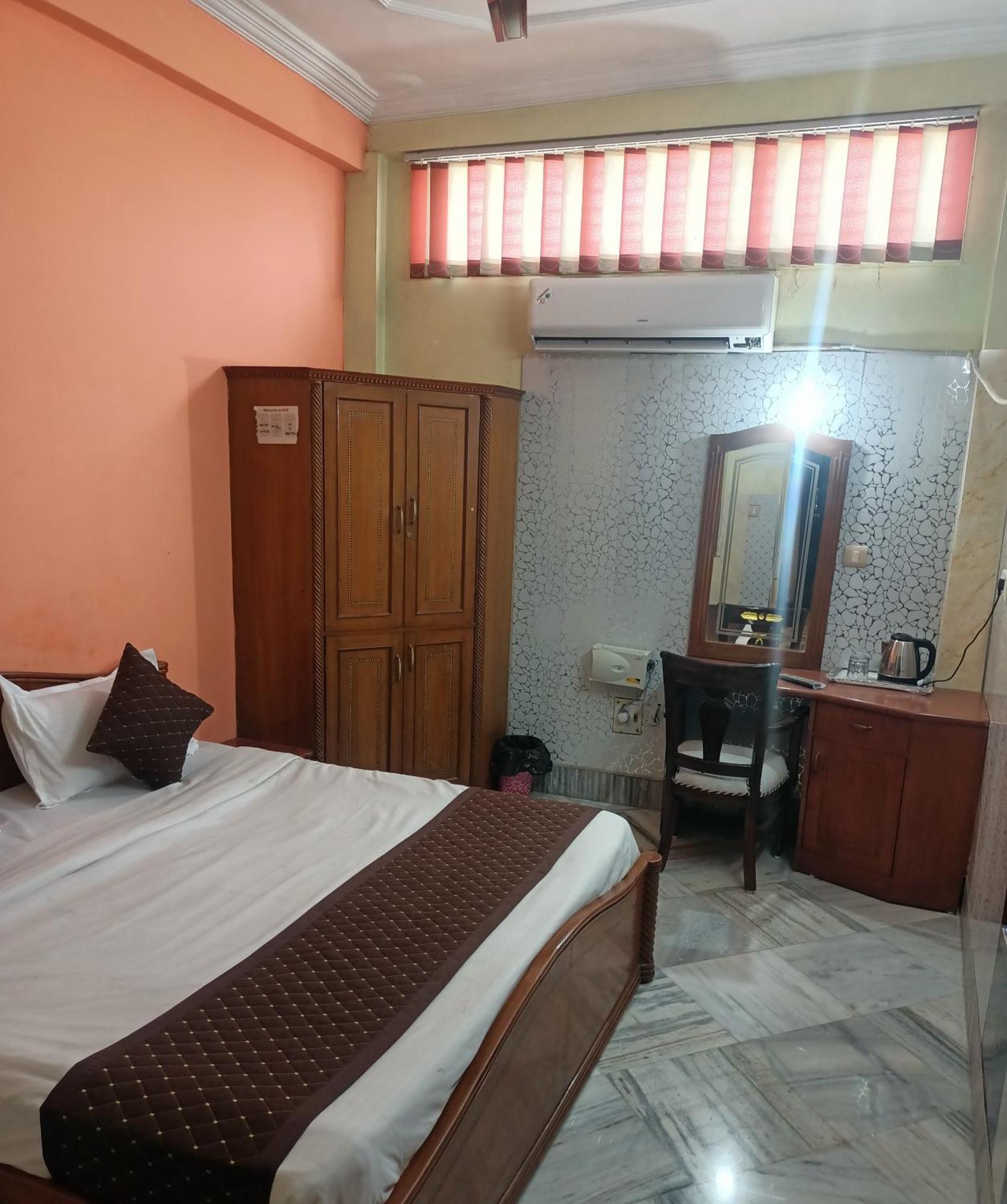 Hotel Riz Varanasi Ngoại thất bức ảnh