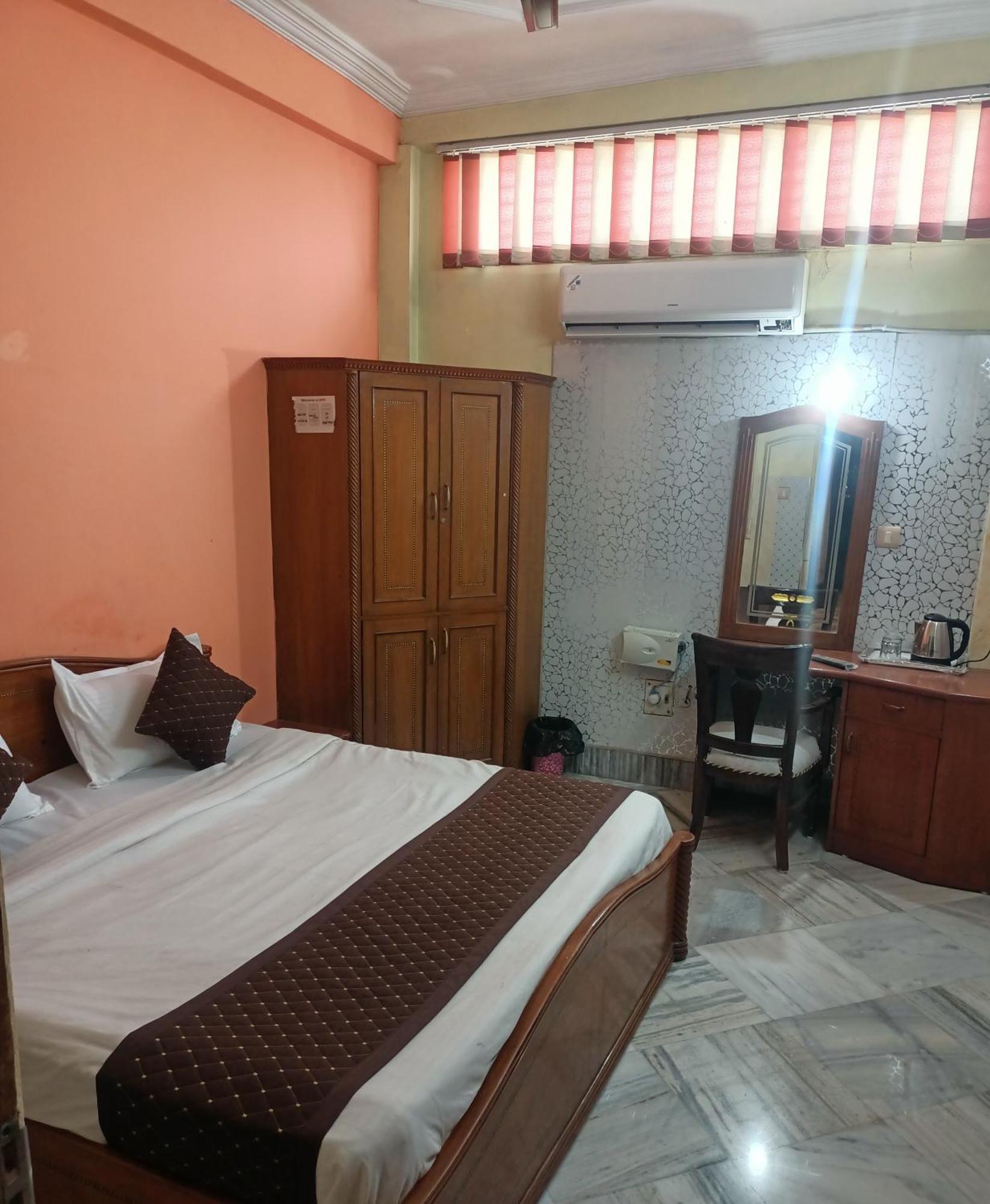 Hotel Riz Varanasi Ngoại thất bức ảnh