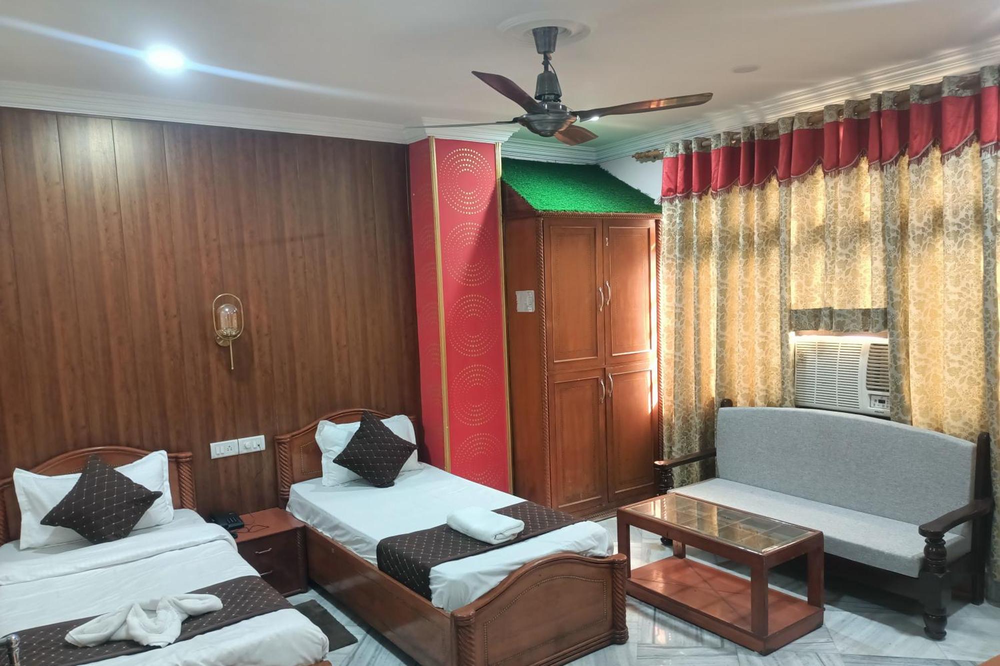 Hotel Riz Varanasi Ngoại thất bức ảnh