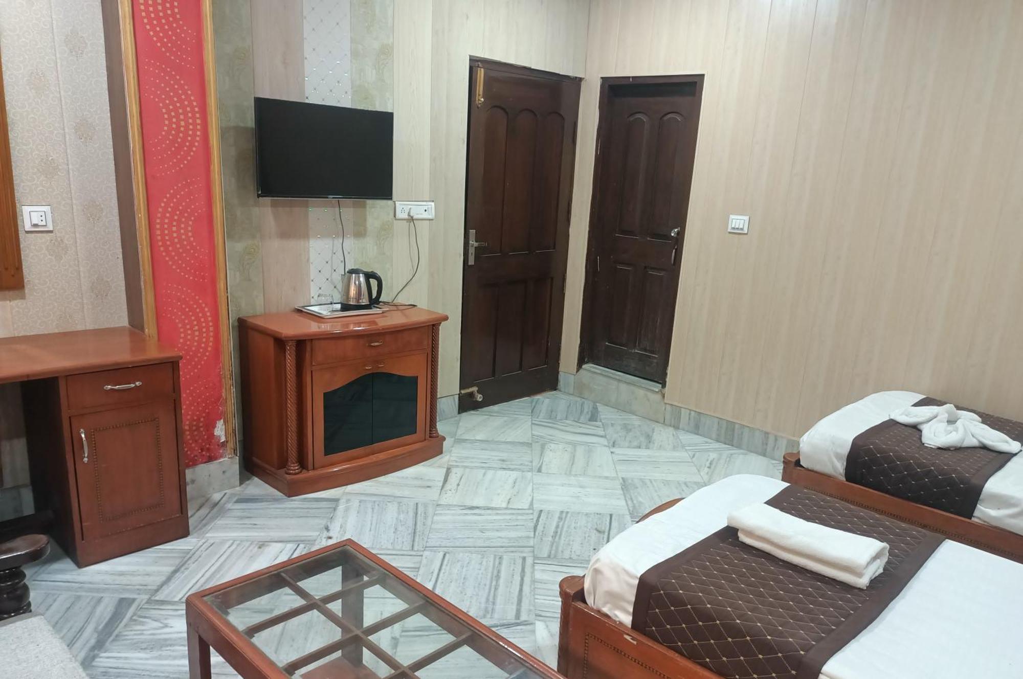 Hotel Riz Varanasi Ngoại thất bức ảnh