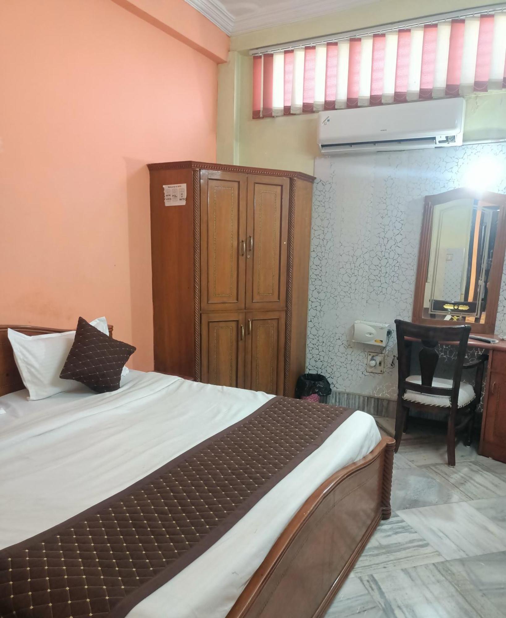 Hotel Riz Varanasi Ngoại thất bức ảnh