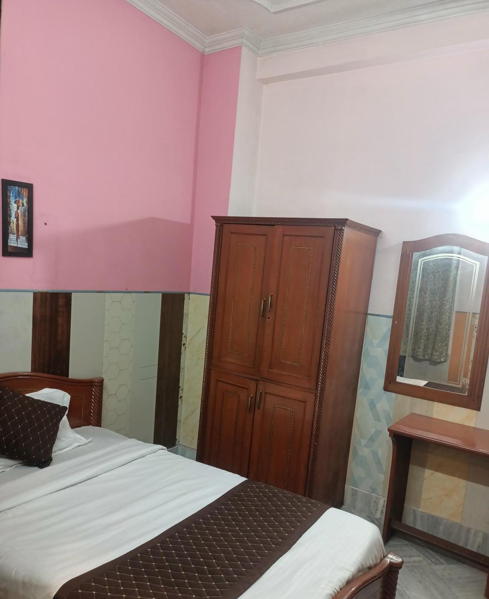 Hotel Riz Varanasi Ngoại thất bức ảnh