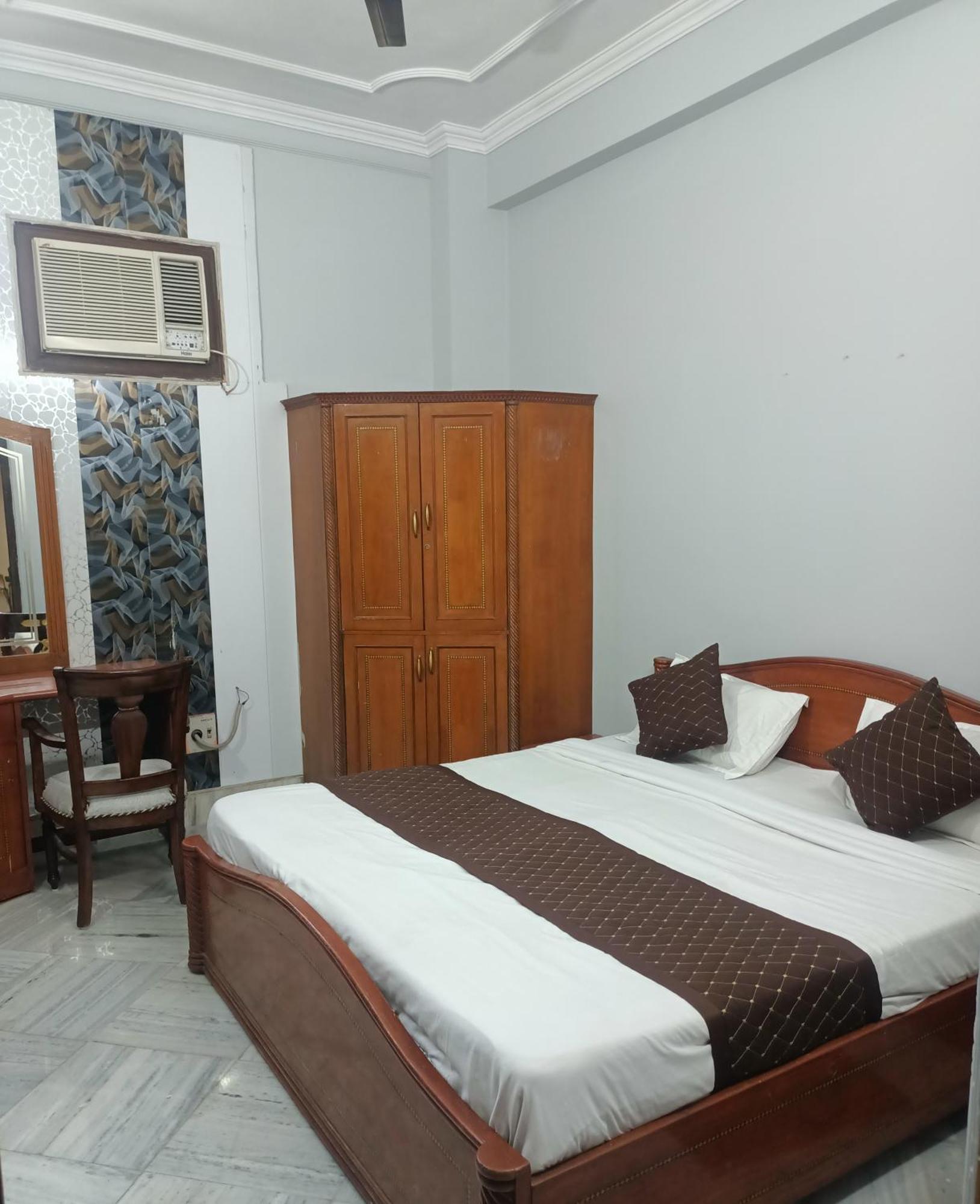 Hotel Riz Varanasi Ngoại thất bức ảnh