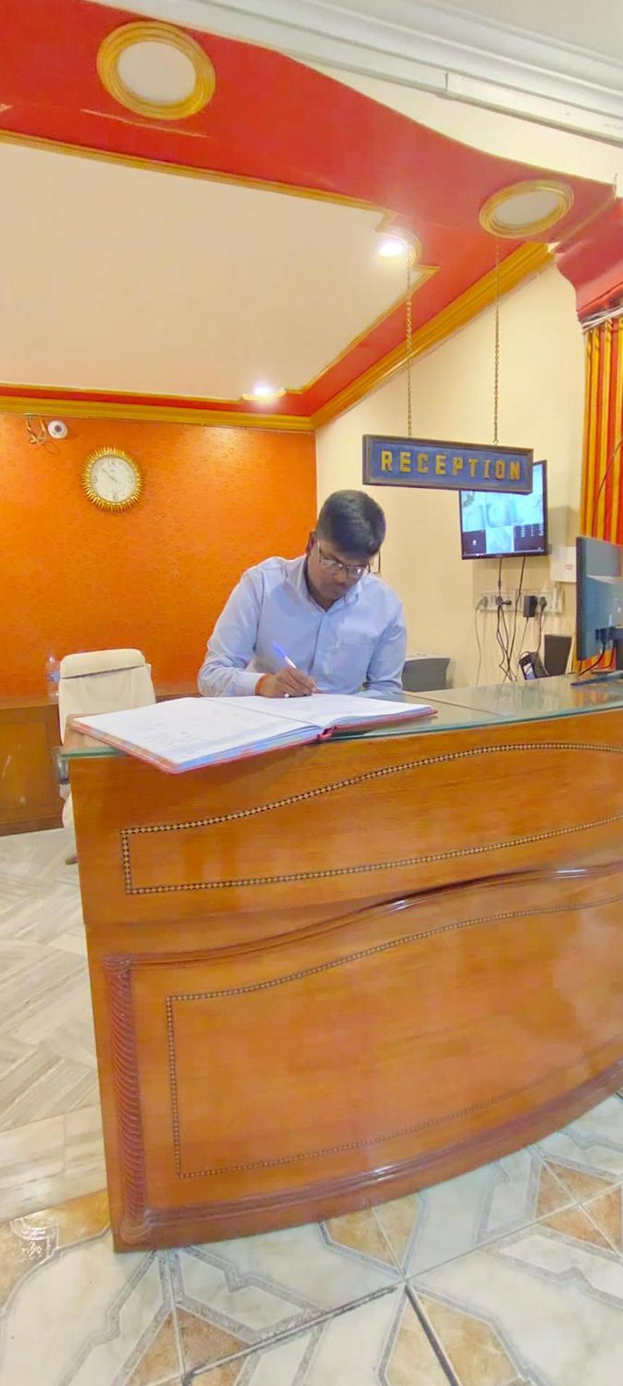 Hotel Riz Varanasi Ngoại thất bức ảnh