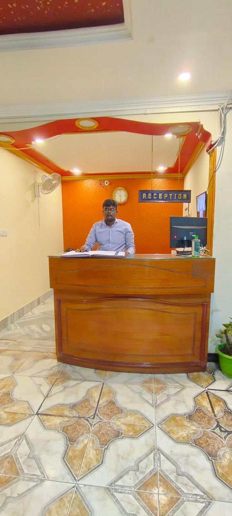 Hotel Riz Varanasi Ngoại thất bức ảnh